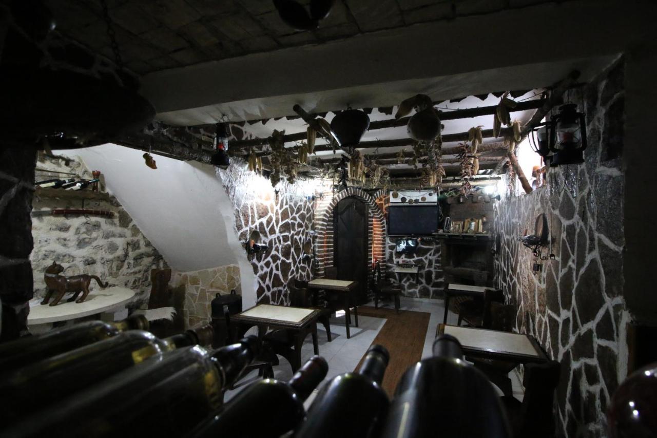 Hotel Nasho Vruho Berat Extérieur photo