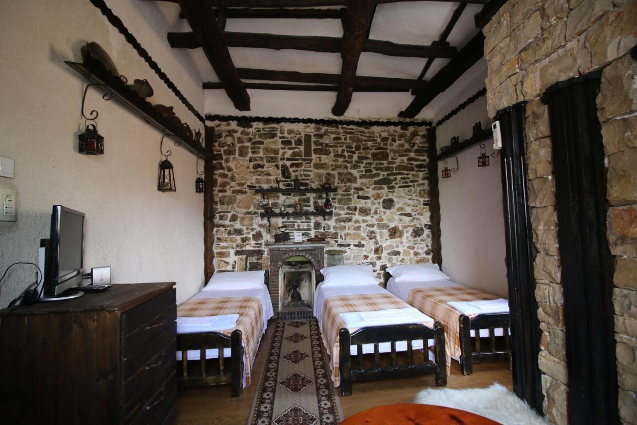 Hotel Nasho Vruho Berat Extérieur photo
