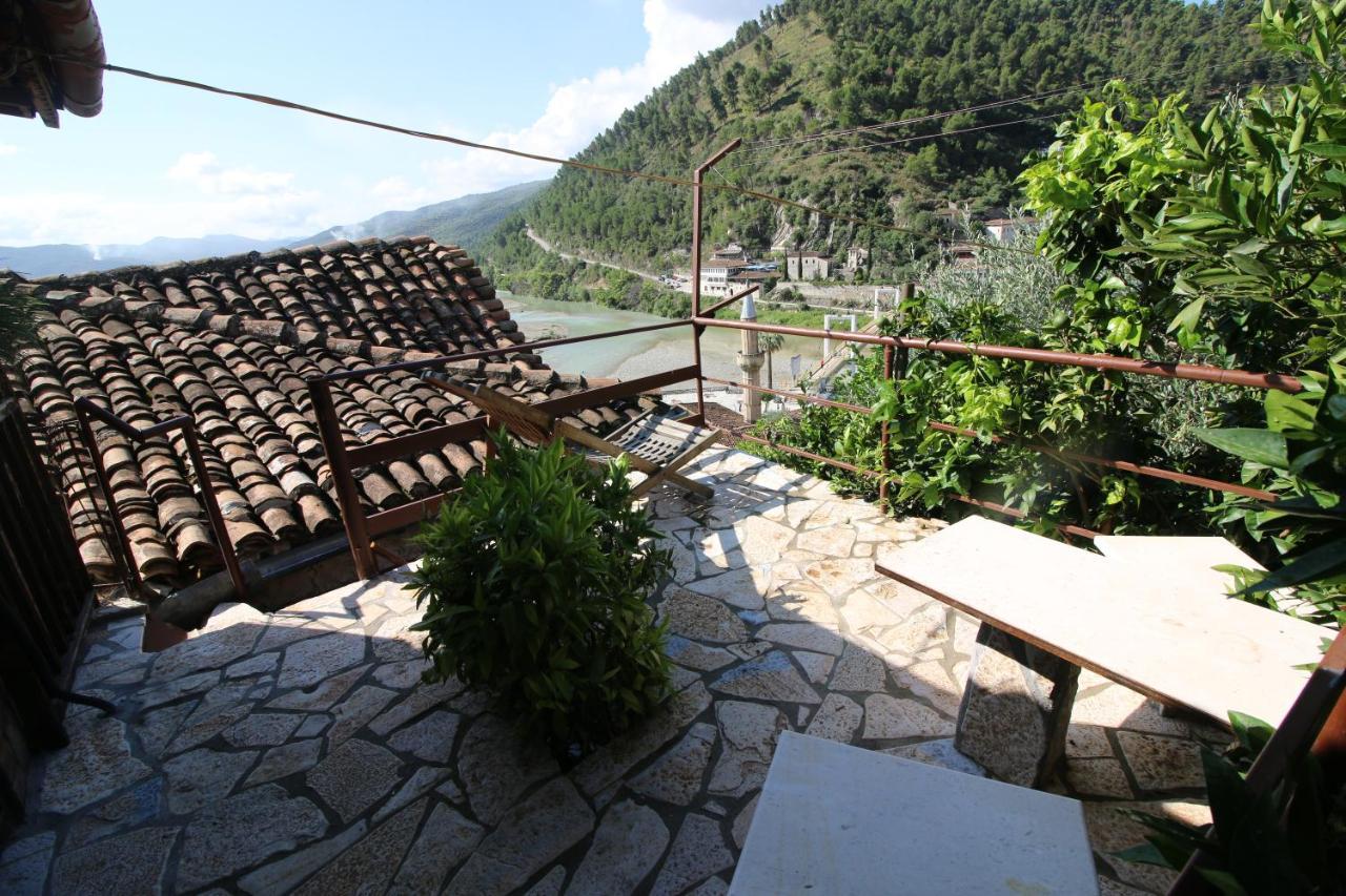 Hotel Nasho Vruho Berat Extérieur photo