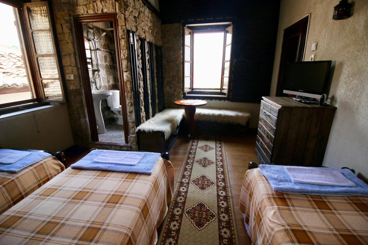 Hotel Nasho Vruho Berat Extérieur photo